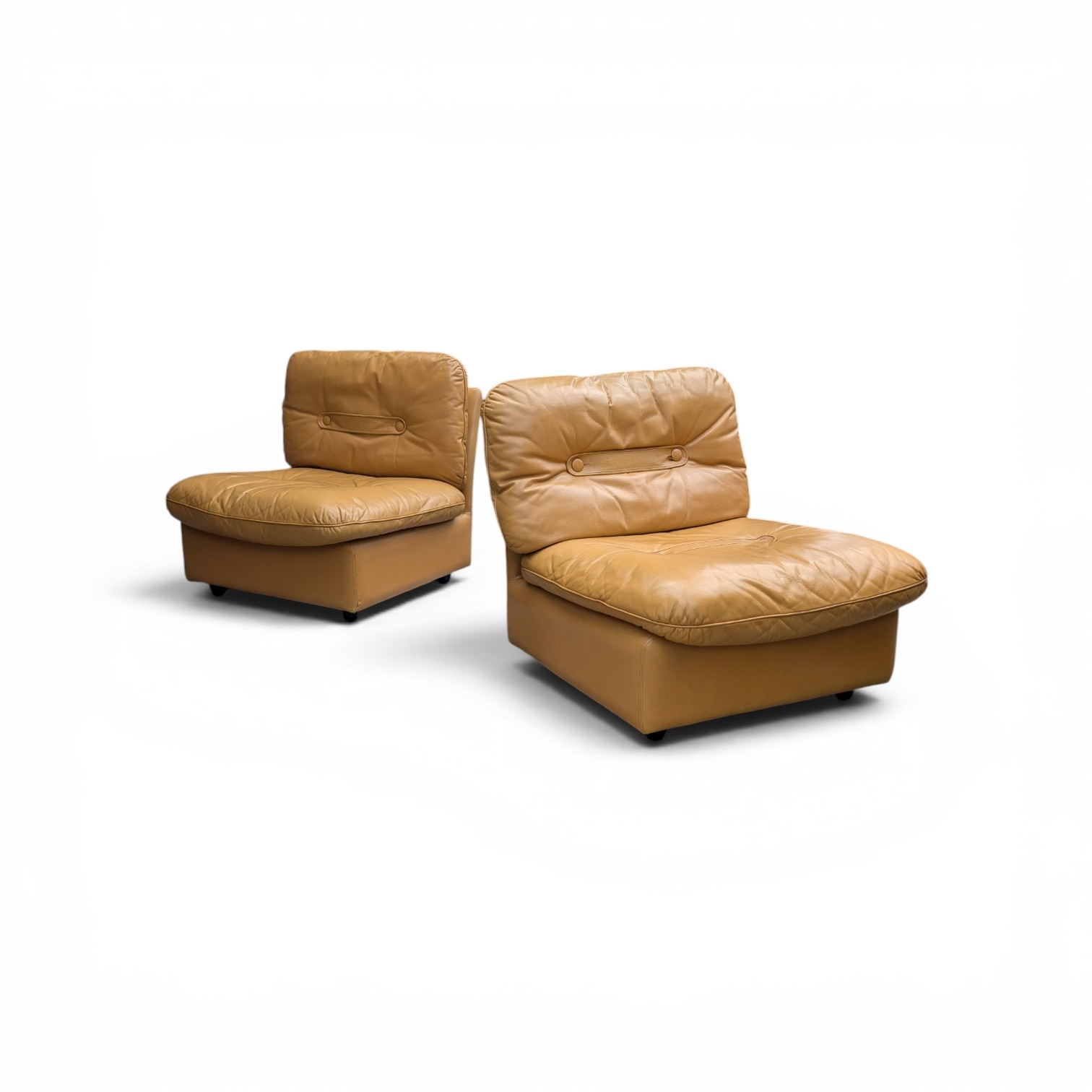 Pair Of Mid‑Century Ferrari Beige Leather Lounge Chairs, 1970s
